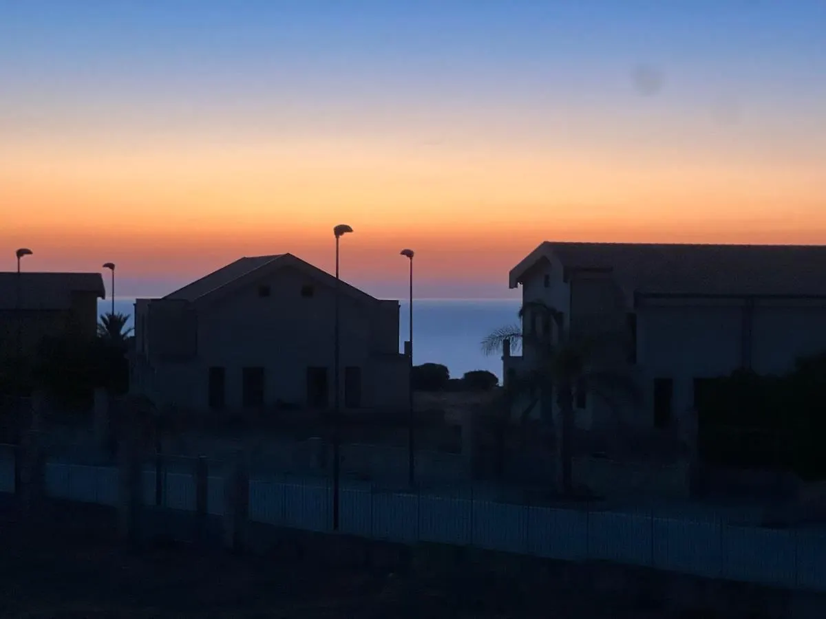 Esmaraldas House Of Love Terrasini Penzion