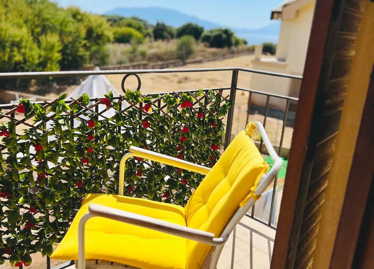 Esmaraldas House Of Love Terrasini 0*,  Italy