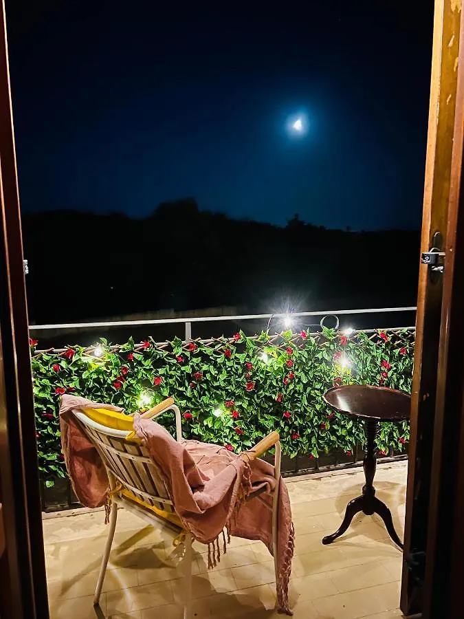 Esmaraldas House Of Love Terrasini Guest house