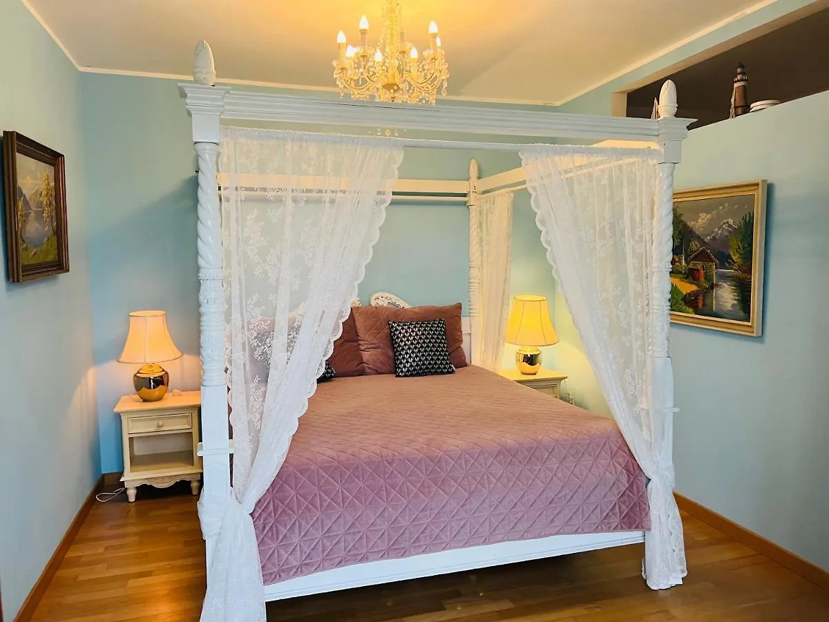 Esmaraldas House Of Love Terrasini Guest house