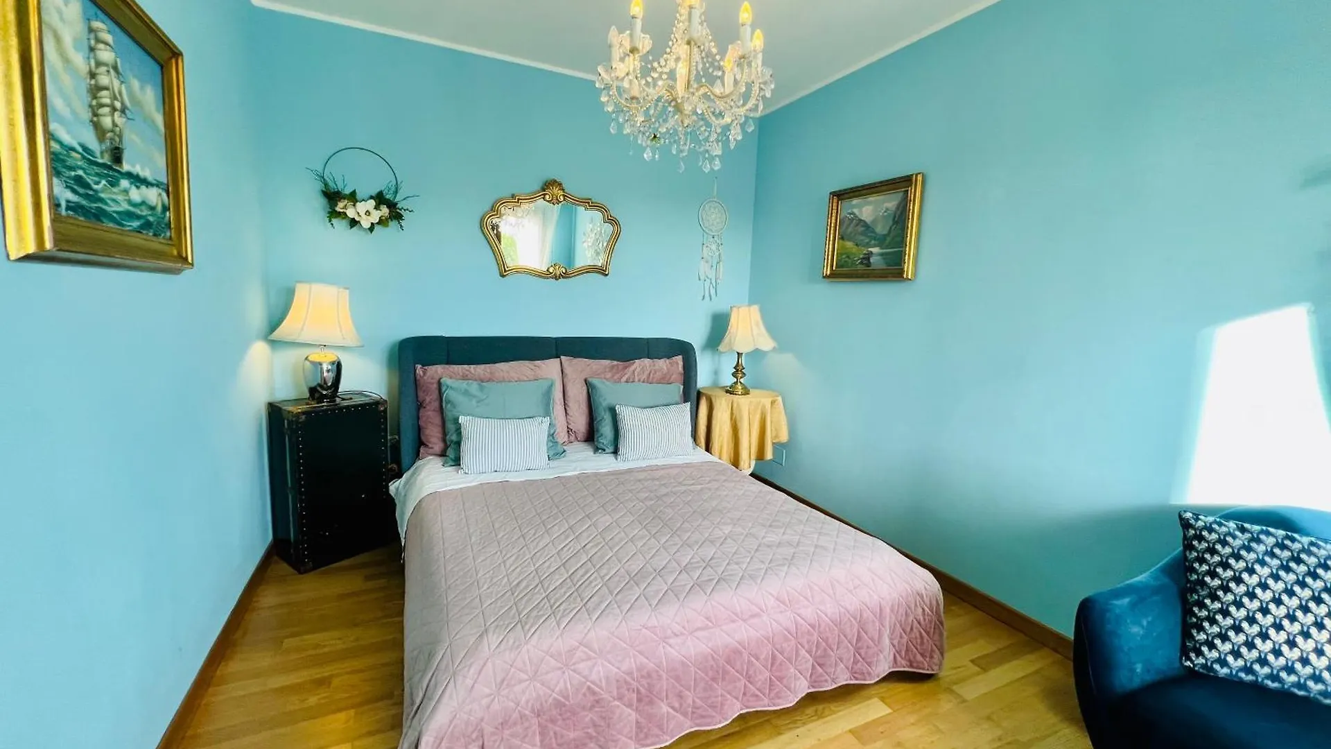 Esmaraldas House Of Love Terrasini