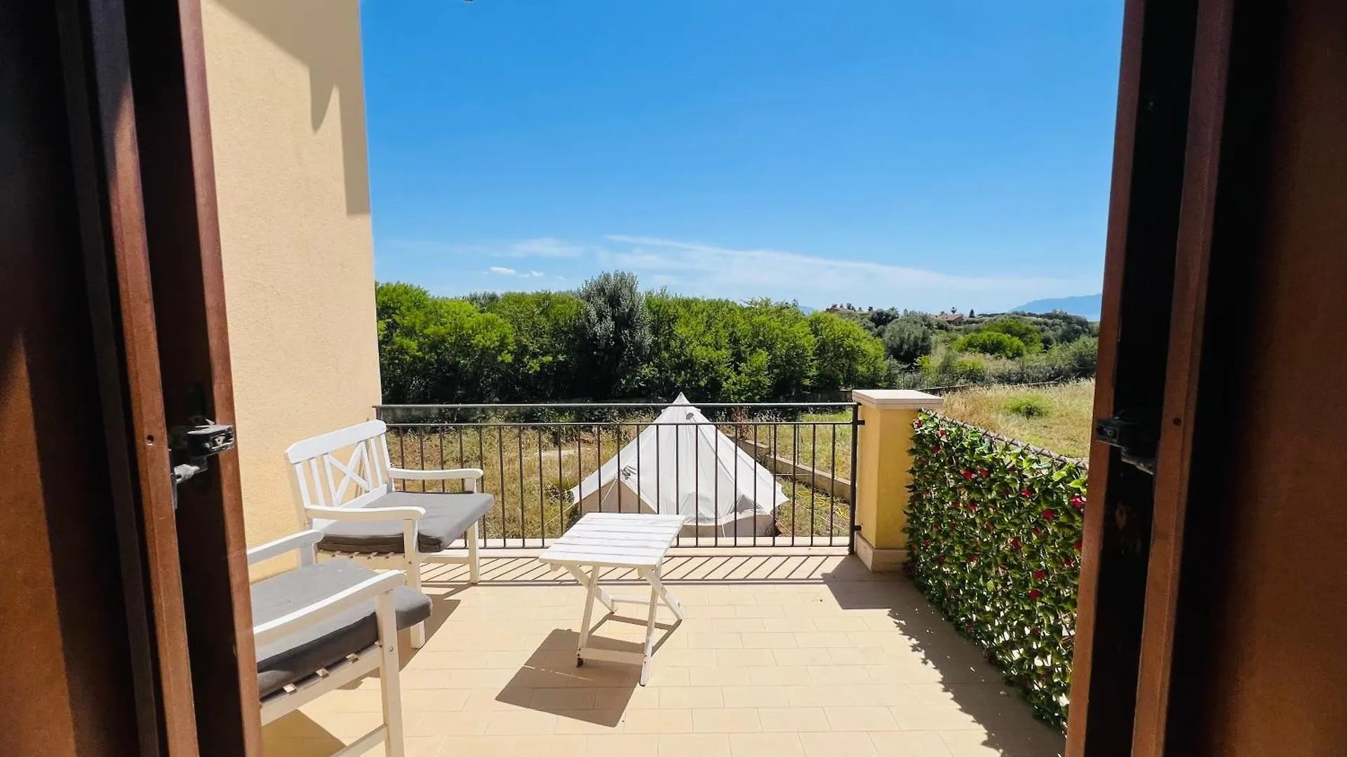 Guest house Esmaraldas House Of Love Terrasini